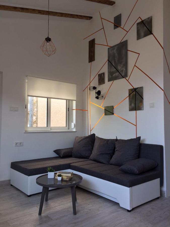 Apartments Novum โนวีวีโนดอลสกี ภายนอก รูปภาพ