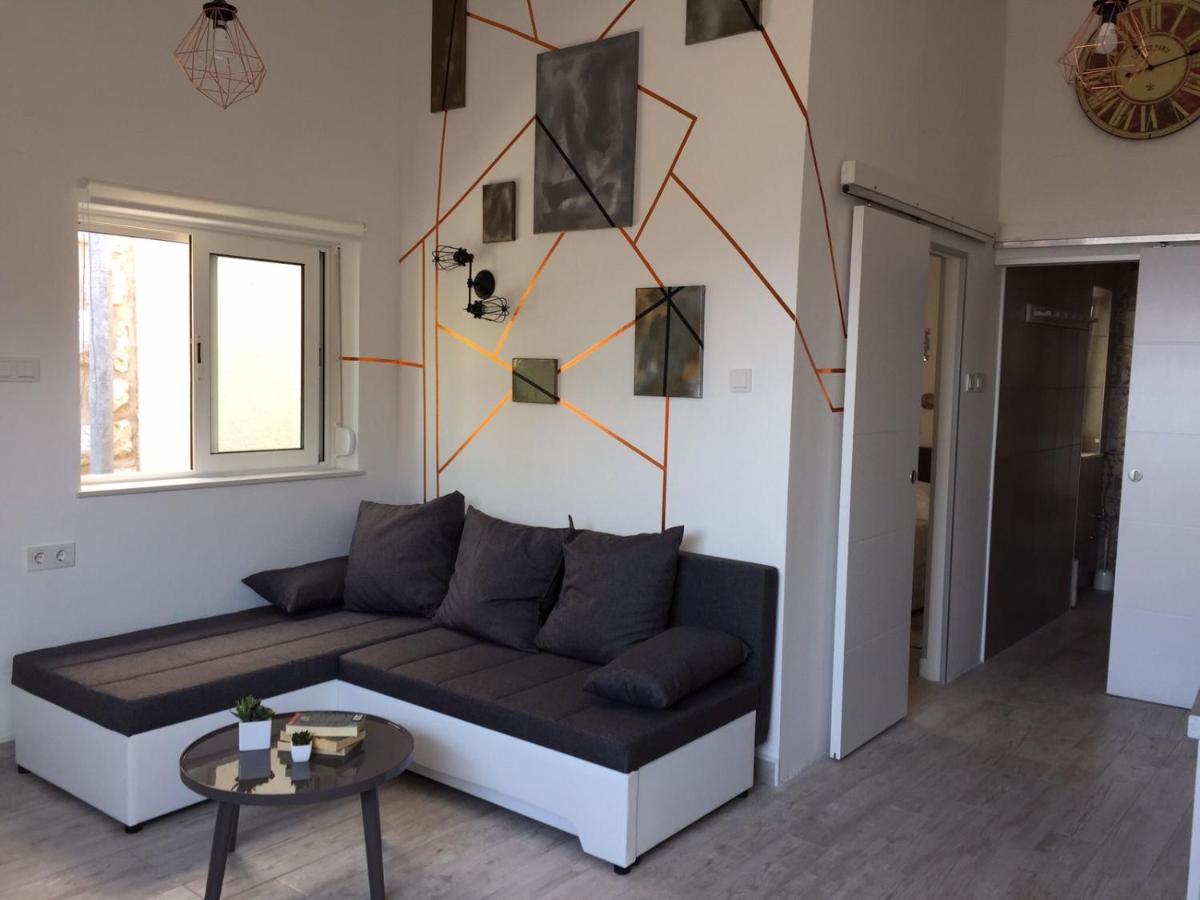 Apartments Novum โนวีวีโนดอลสกี ภายนอก รูปภาพ