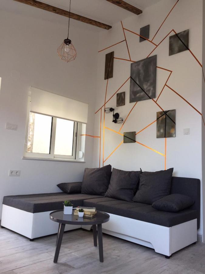 Apartments Novum โนวีวีโนดอลสกี ภายนอก รูปภาพ