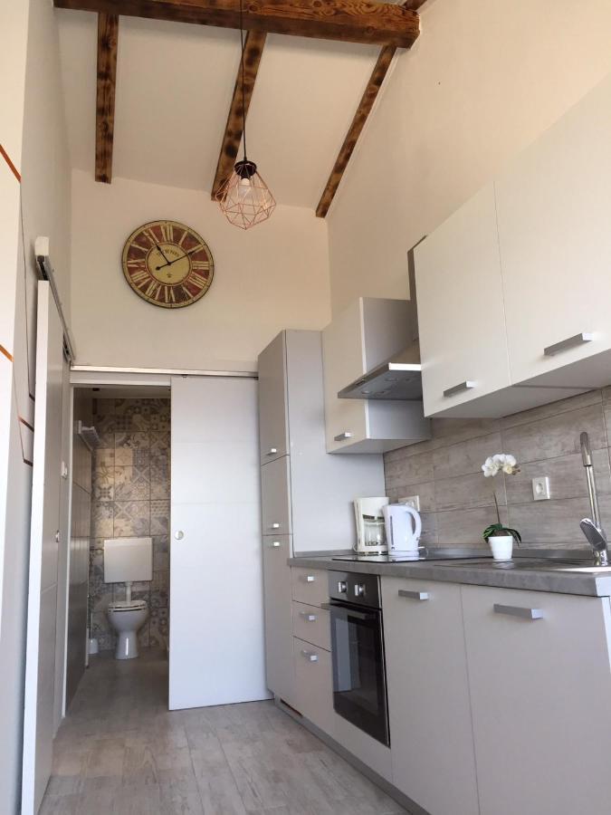 Apartments Novum โนวีวีโนดอลสกี ภายนอก รูปภาพ